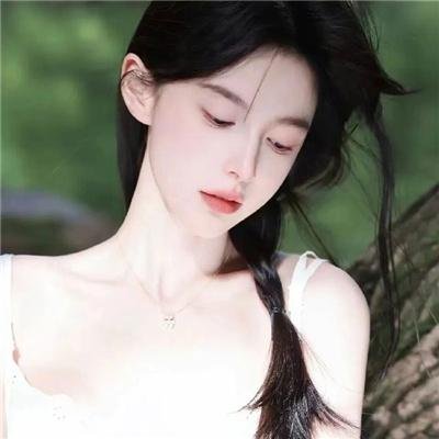 纯真小镇的夫人